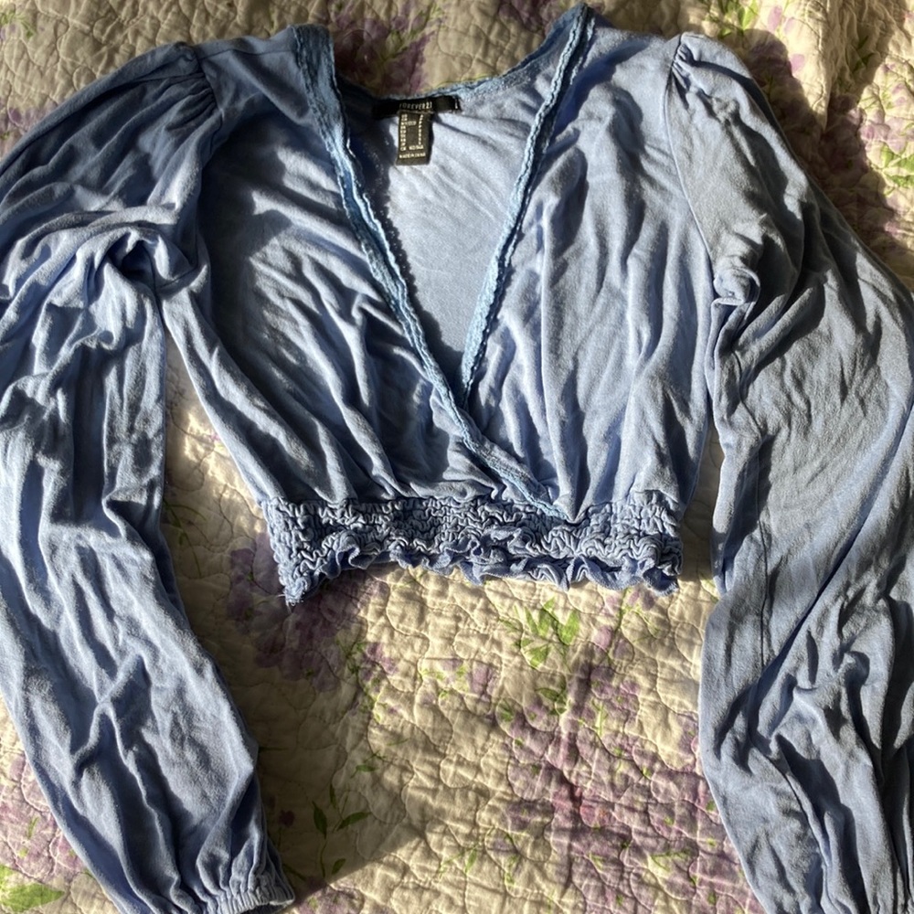 Baby blue crop too long sleeve